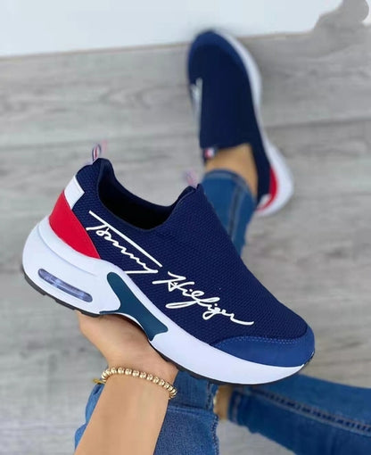 Tommy Hilfiger Womens Breathable Walking Sneakers