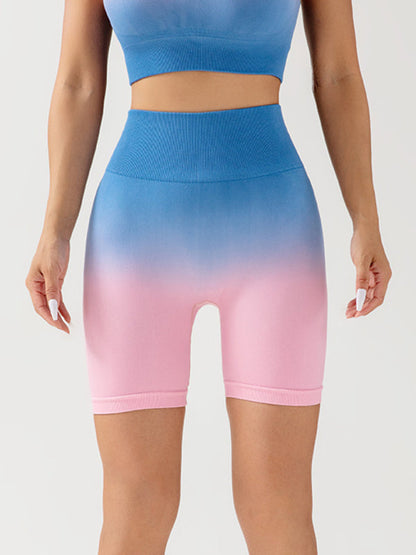 Women's Gradient Athletic Set - Seamless Capri Leggings & Sports Bra