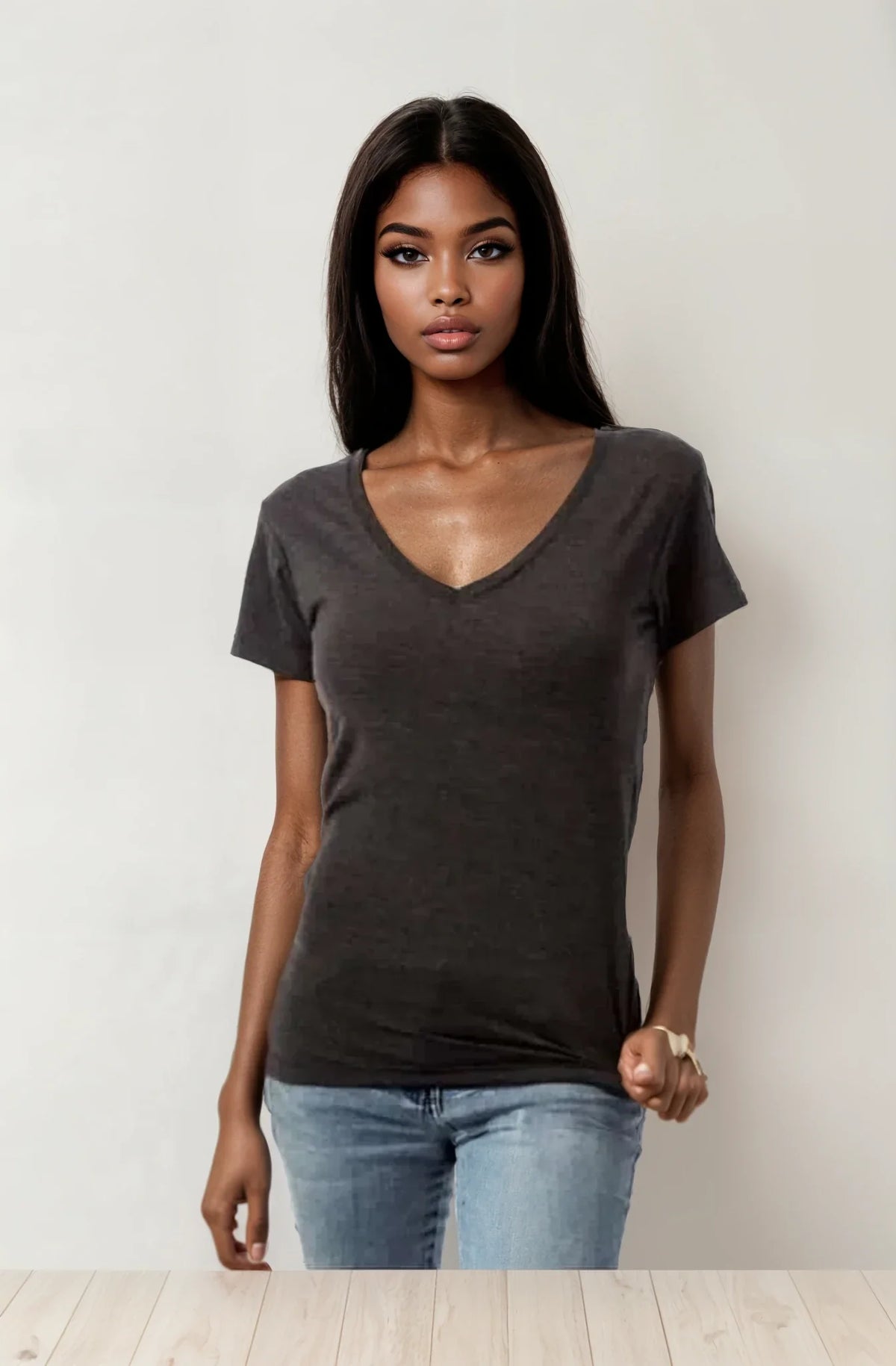 Wonder V-Neck 8650